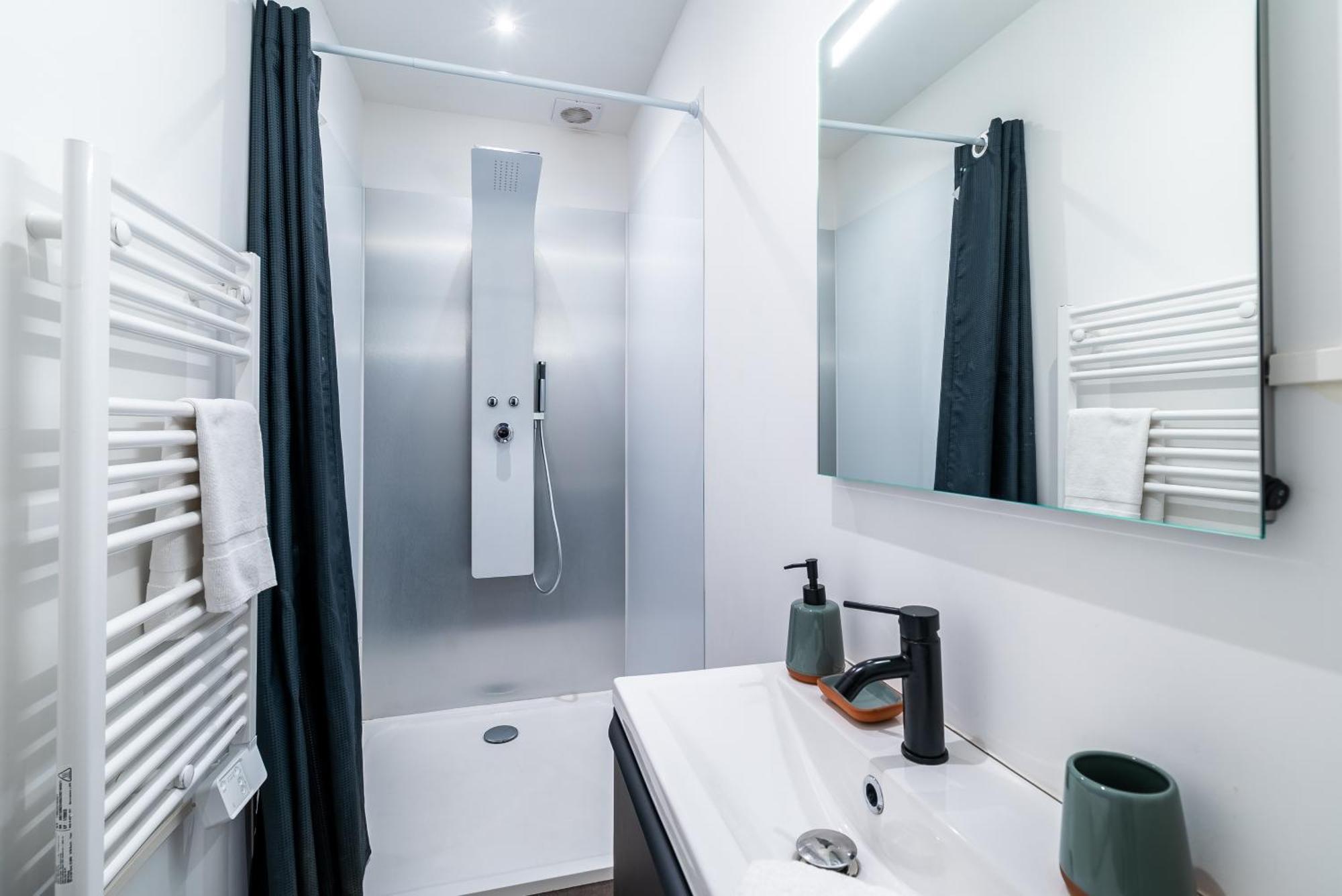 Mon Appart'Hotel - Gare De Limoges - Appartement Familial - Parking En Supp 외부 사진